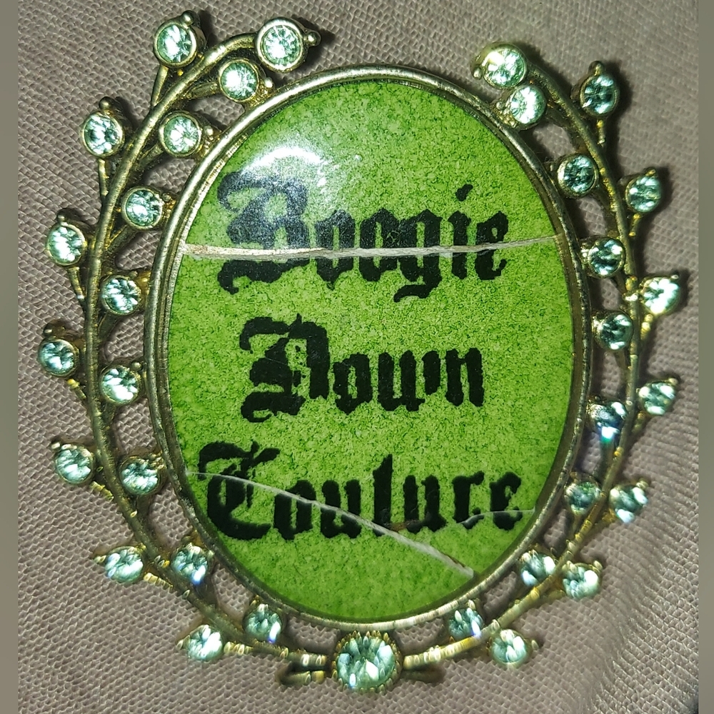 Rare Juicy Couture Boogie Down Couture Green Goldtone Faceted Rhinestone Brooch - Picture 4 of 4